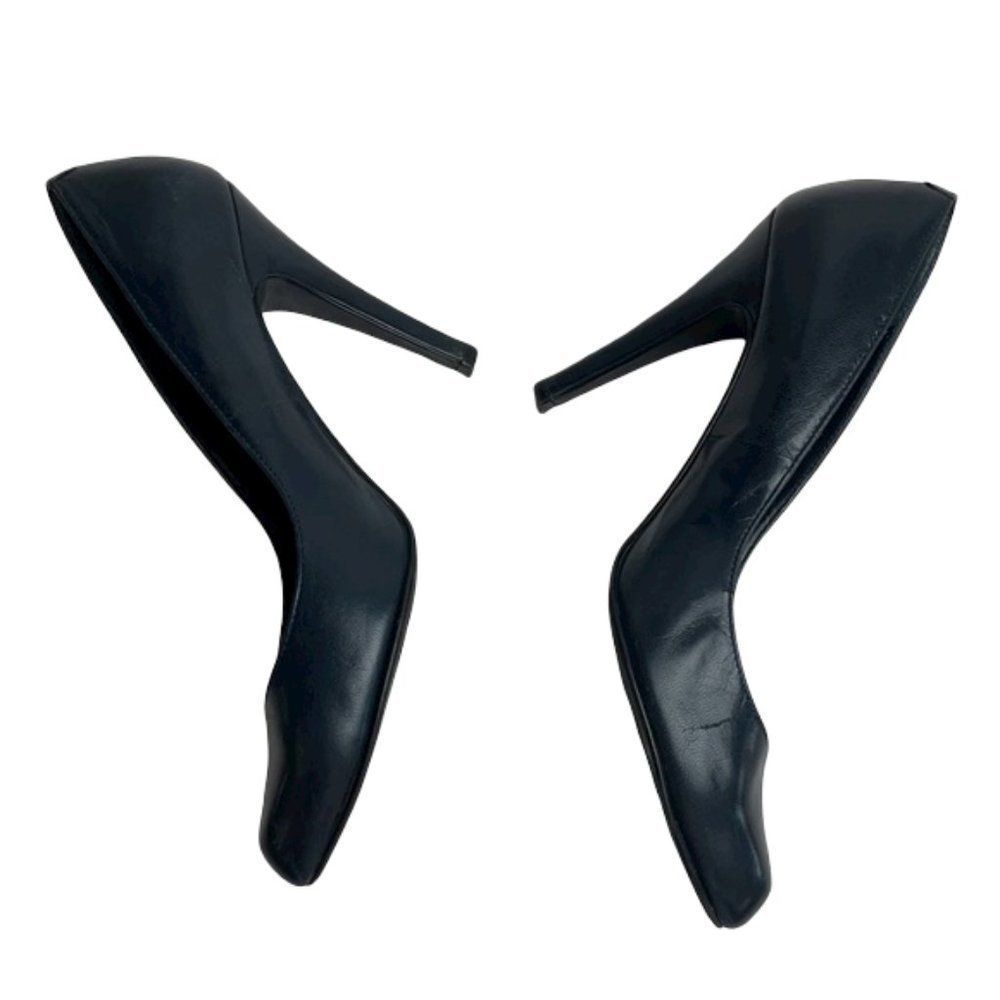 Michael Shannon navy leather pumps 6M